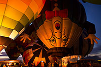 /images/133/2015-01-18-havasu-glow-1dx_0908.jpg - #12392: Balloons in Lake Havasu … January 2015 -- Lake Havasu City, Arizona