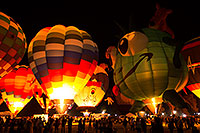 /images/133/2015-01-18-havasu-glow-1dx_1260.jpg - #12394: Balloons in Lake Havasu … January 2015 -- Lake Havasu City, Arizona