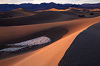 /images/133/2015-08-16-dv-mesquite-9-2-5-6d_7636.jpg - #12601: Mesquite Sand Dunes in Death Valley … August 2015 -- Mesquite Sand Dunes, Death Valley, California