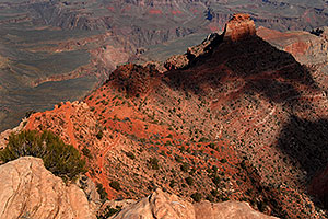 View from Ooh-Aah Point along South Kaibab Trail in Grand Canyon
