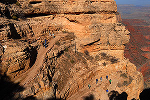 People heading down from top of South Kaibab Trail in Grand Canyon