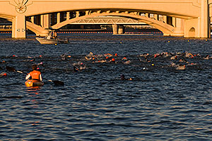1 minute into the race - Splash and Dash Fall #6, November 15 2008 at Tempe Town Lake