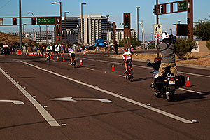 02:16:21 - 3 leaders near end of Lap 1 - Ironman Arizona 2010