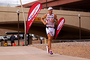 03:59:31 - in third position - Ironman Arizona 2010