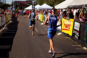 04:43:05 #116 running at Soma Triathlon 2011