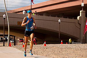 06:32:59 - #70 Linsey Corbin [USA] (eventually 2nd in 08:54:33) on Lap 2 - Ironman Arizona 2011