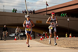 07:01:36 - #91 Lisa Ribes [USA] (eventually 14th in 09:41:55) lapped by #67 Jeremy Jurkiewicz [FRA] (eventually 7th in 08:19:38) - Ironman Arizona 2011