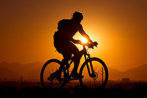 10:18:31 #10 [42nd, 10 laps, 11:36:48] mountain biking at sunset at 12 Hours of Papago 2012 â€¦
