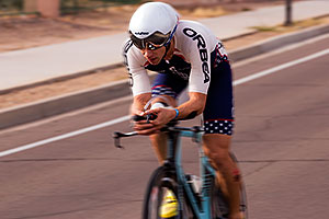 03:36:45 #9 Andrew Starykowicz [4th,USA,08:05:56] cycling at Ironman Arizona 2015