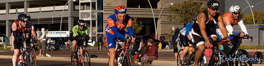 /images/500/2009-11-22-ironman-bike-123991sp.jpg - #07891: 01:12:58 Cyclists on a 112 mile bike course - Ironman Arizona 2009 … November 2009 -- Tempe Town Lake, Tempe, Arizona
