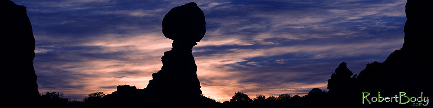 /images/500/2013-11-02-balanced-rock-1d4_2992sp.jpg - #11228: Balanced Rock in Arches National Park at sunrise … November 2013 -- Balanced Rock, Arches Park, Utah