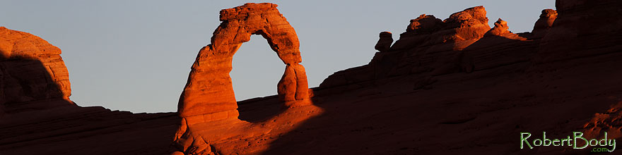 /images/500/2013-11-06-delicate-back-1d4_3439sp.jpg - #11261: Delicate Arch in Arches National Park … November 2013 -- Delicate Arch, Arches Park, Utah