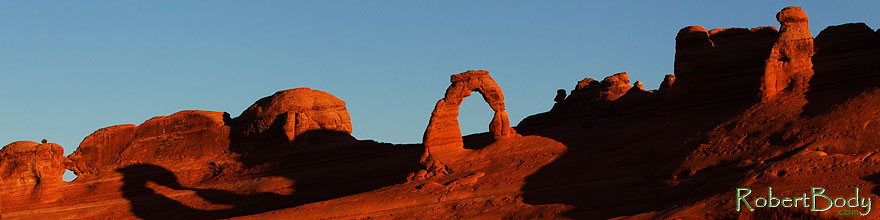 /images/500/2013-11-06-delicate-back-1d4_3490sp.jpg - #11263: Delicate Arch in Arches National Park … November 2013 -- Delicate Arch, Arches Park, Utah