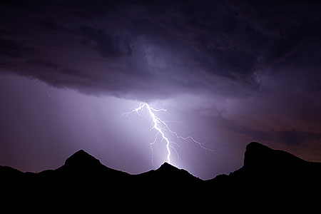 Lightning in Superstitions, Arizona 