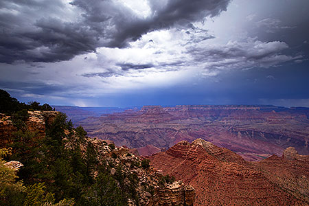 Afternoon at Lipan Point at Grand Canyon 