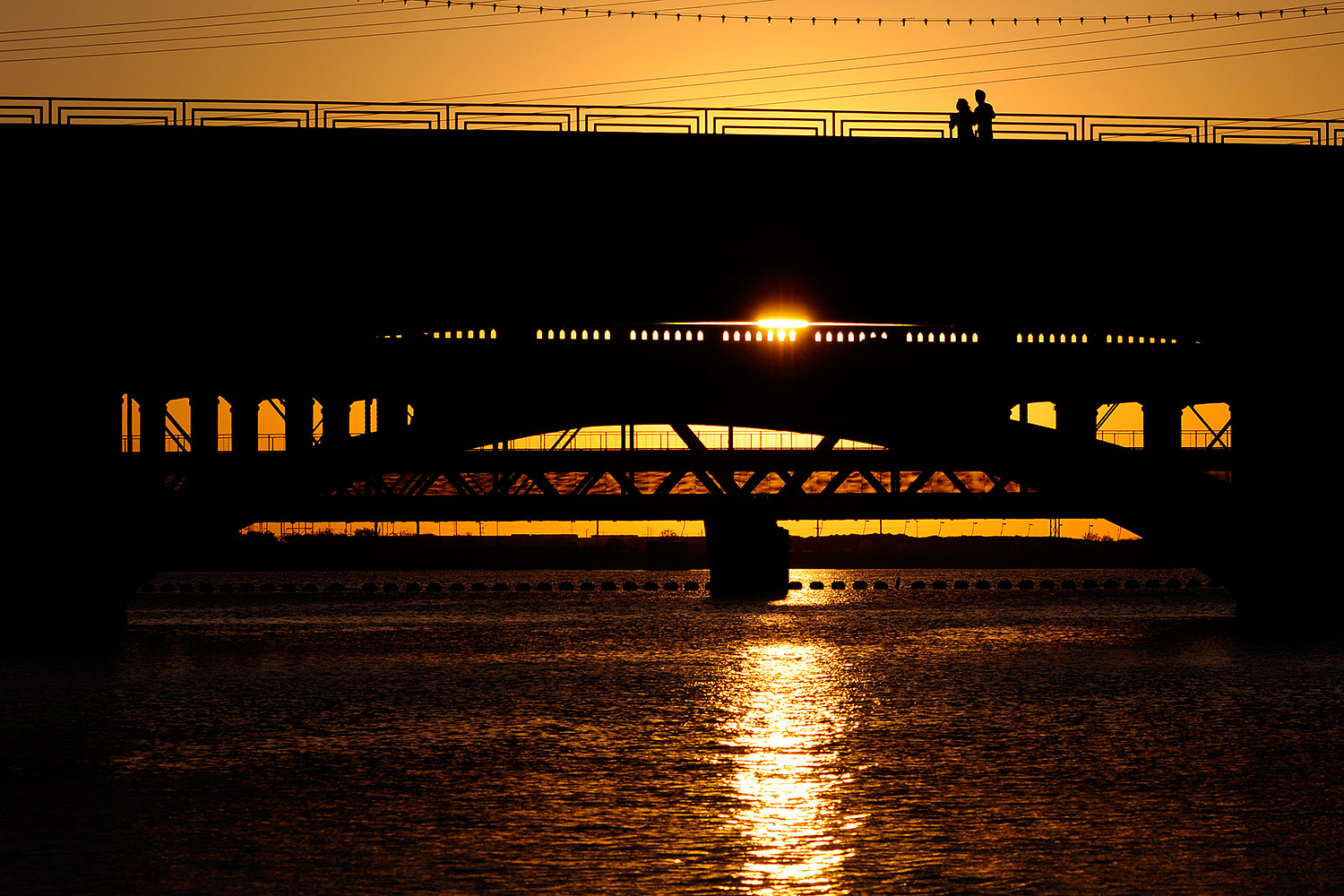 2008-10-09-tempe-bridge-33682