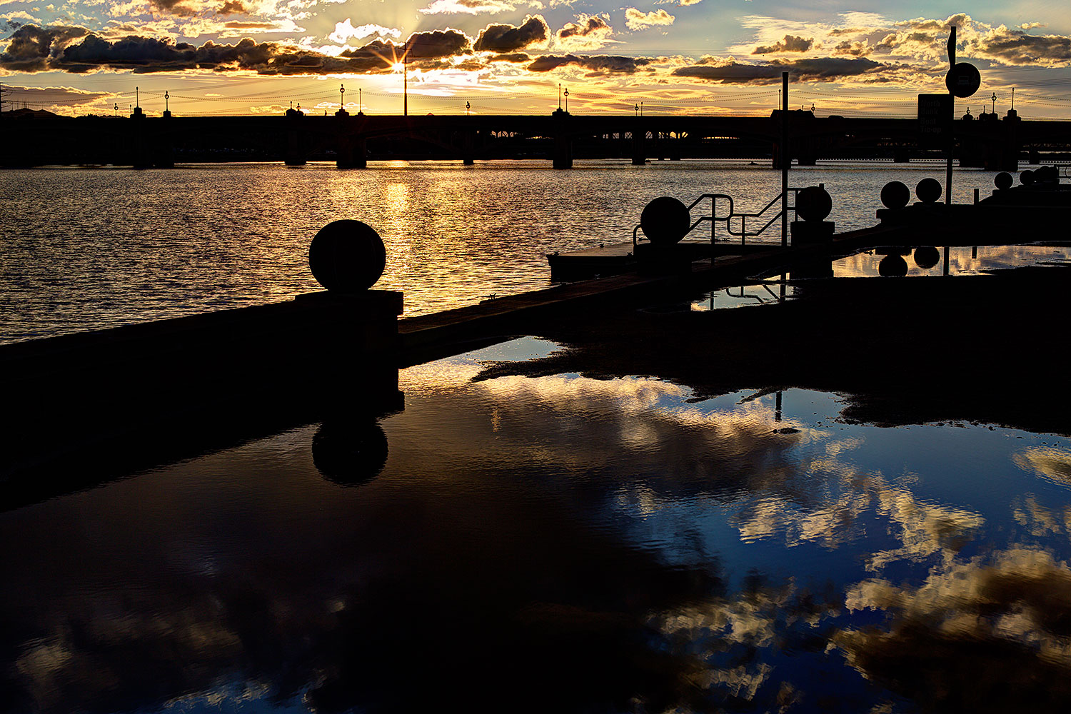 2012-12-14-tempe-sunset-reflect-9831h