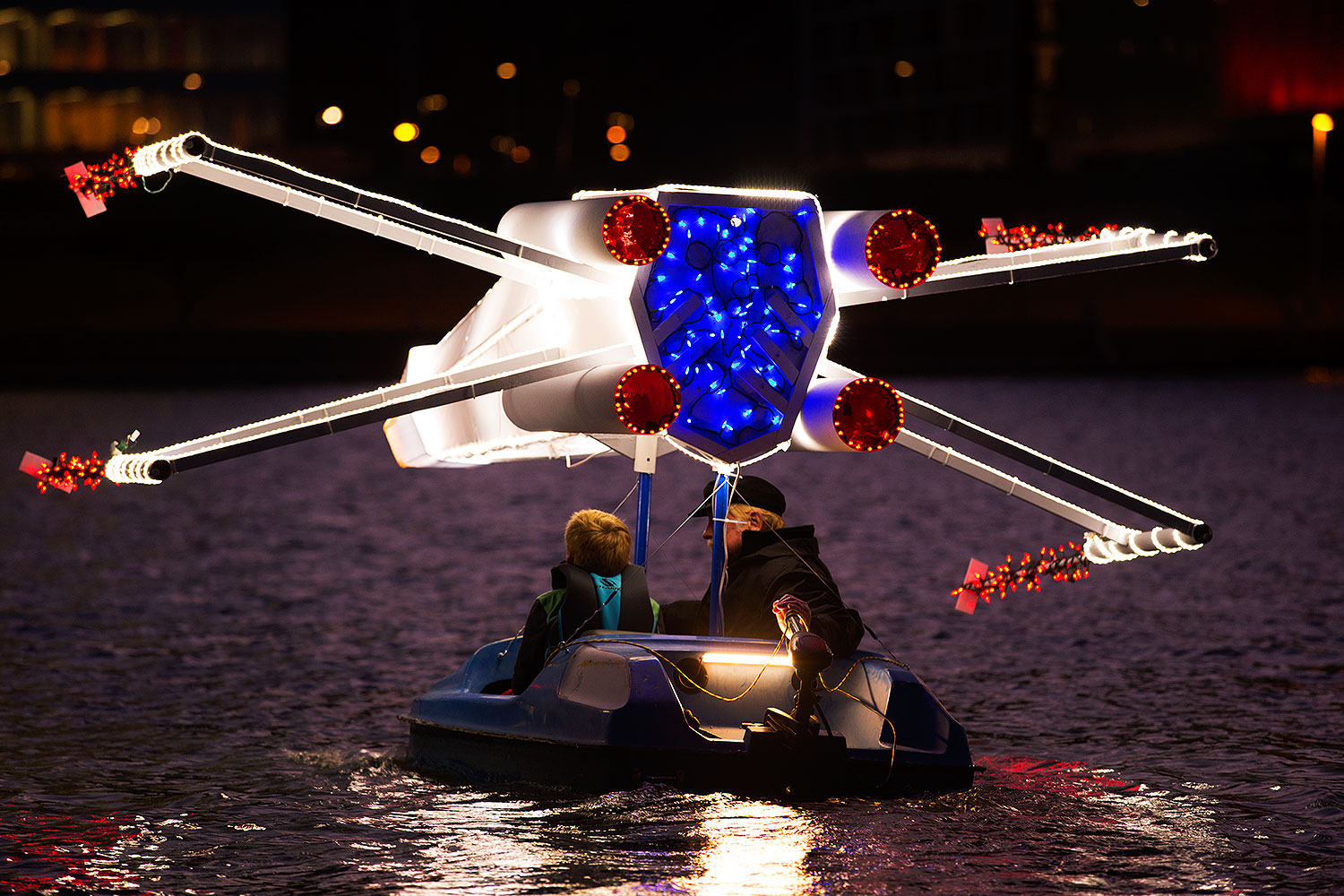 2015-12-12-tempe-aps-lights-1dx_02451