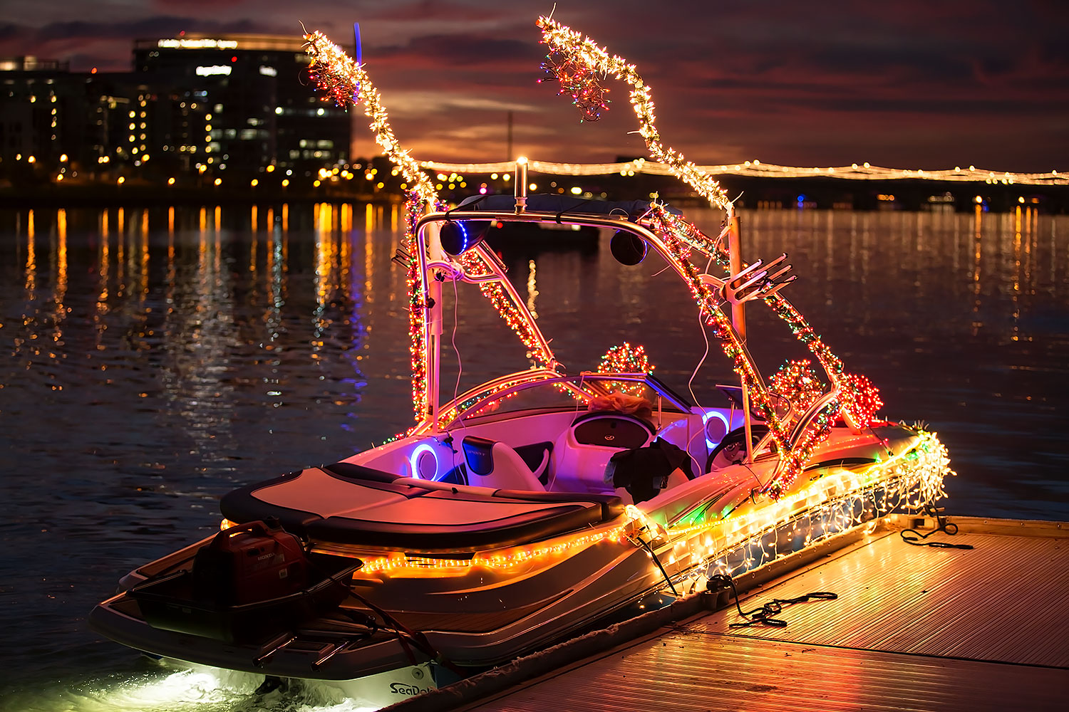 2016-12-10-tempe-aps-lights-1dx_31680